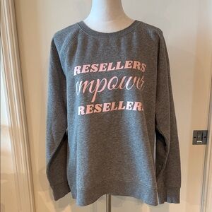 Time and Tru Gray Crew Neck Sweater with Pink Print